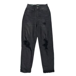 NWT Wild Fable Super High Rise Tapered Black Wash Jean - Size 00